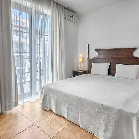 Hotel The Cliff And By Flat Mаnаger Obzor