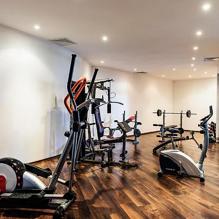 The Cliff And By Flat Mаnаger Hotel 4*