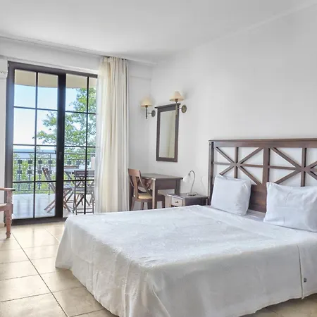 тhe Cliff Bay And Hotel 4*