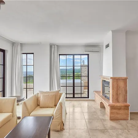тhe Cliff Bay And 4* Obzor
