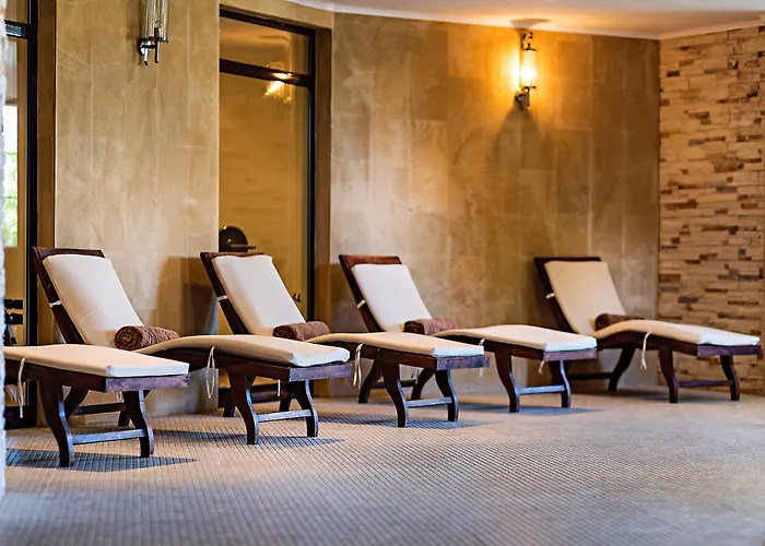 Отель The Cliff Hotel&holiday By Flat Mаnаger Обзор