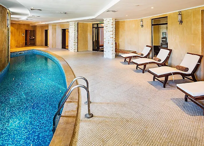 The Cliff Hotel&holiday By Flat Mаnаger 4* Обзор