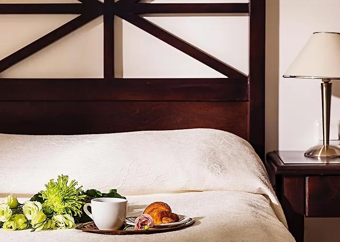 The Cliff Hotel&holiday By Flat Mаnаger Отель Обзор